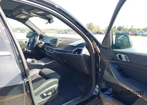 2025 BMW X5 xDrive40I из США, поврежденный, VIN 5UX23EU05S9Z43604